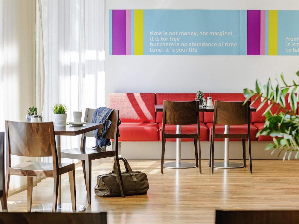 Ibis Styles Hamburg Alster City מראה חיצוני תמונה