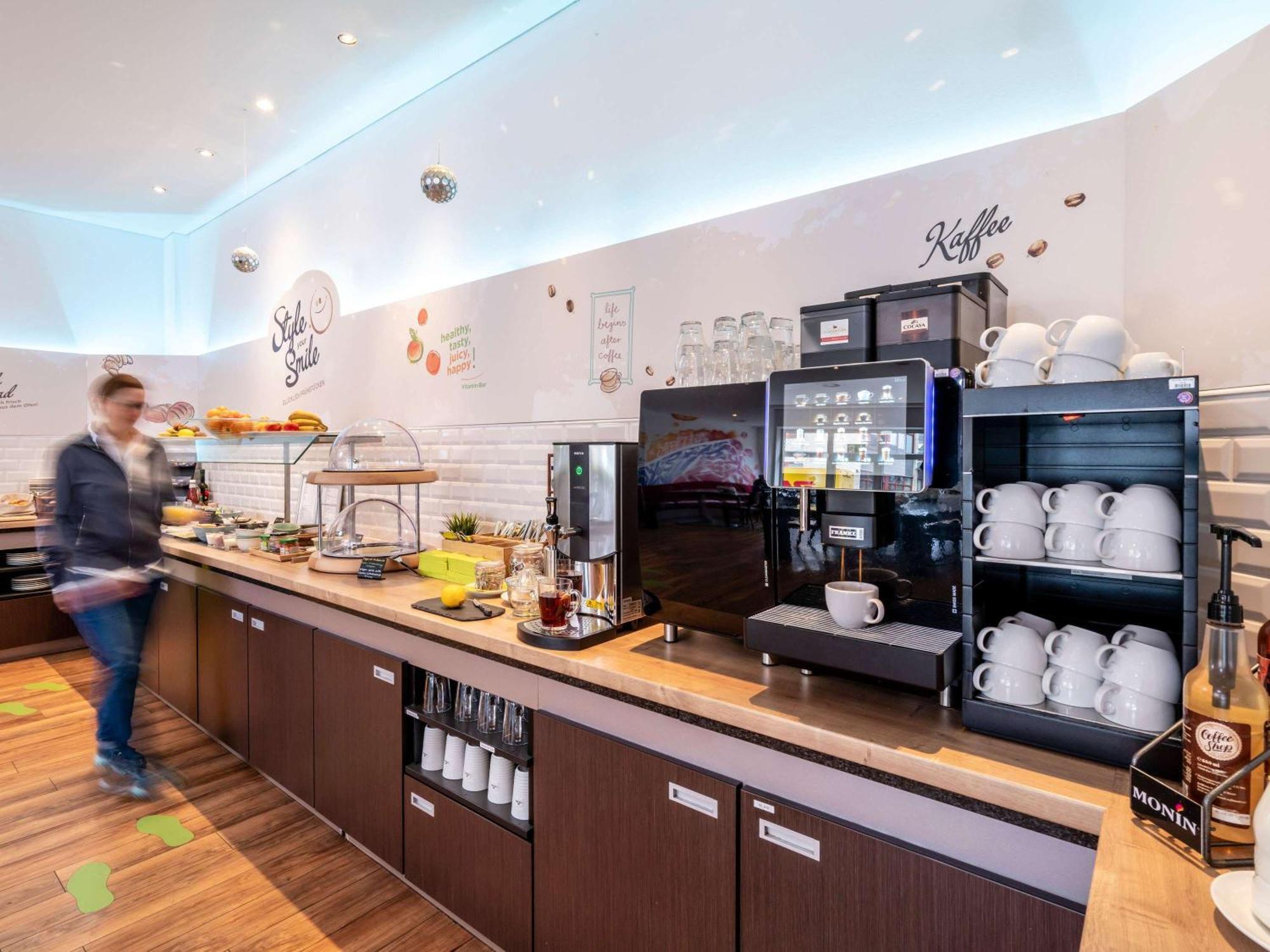 Ibis Styles Hamburg Alster City מראה חיצוני תמונה