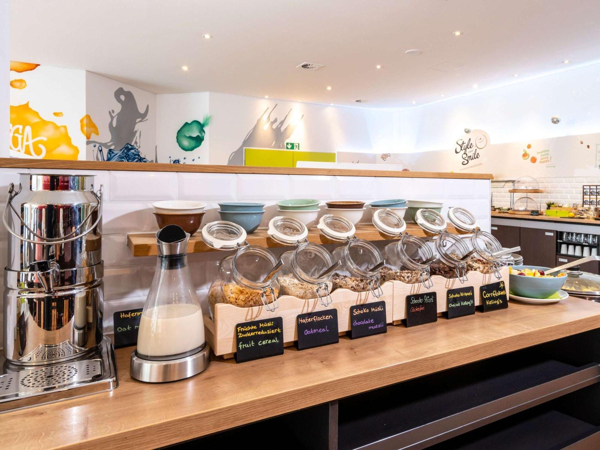 Ibis Styles Hamburg Alster City מראה חיצוני תמונה